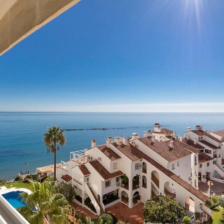 Stunning Apartment 10 Meters From The Beach With Parking Benalmádena Buitenkant foto