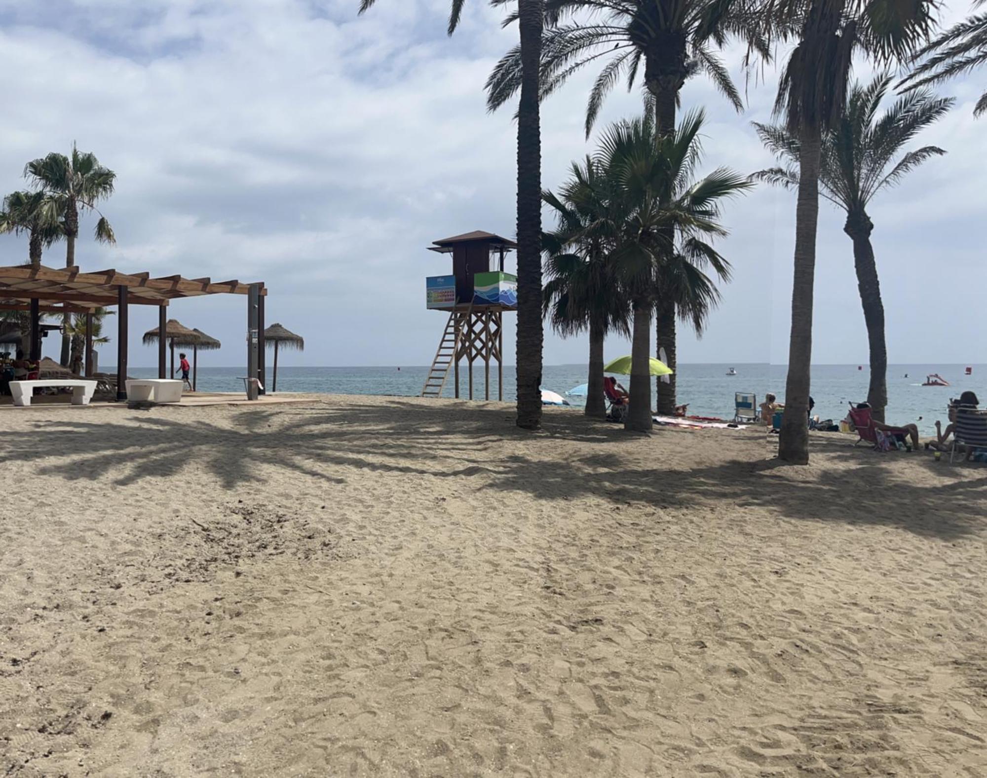 Stunning Apartment 10 Meters From The Beach With Parking Benalmádena Buitenkant foto