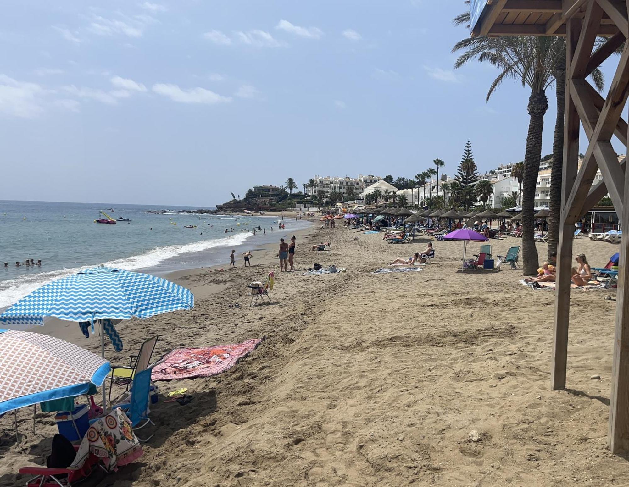 Stunning Apartment 10 Meters From The Beach With Parking Benalmádena Buitenkant foto