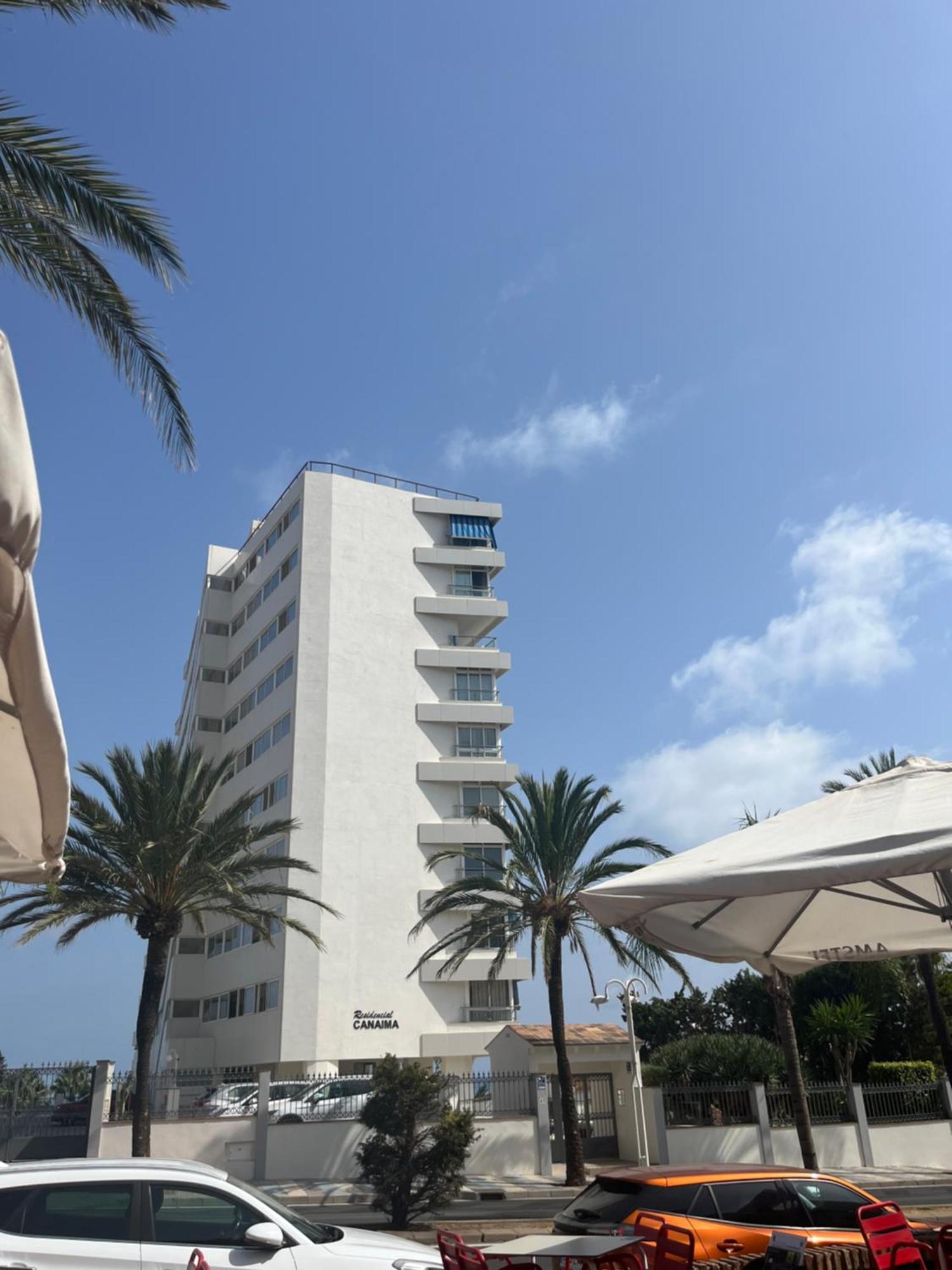 Stunning Apartment 10 Meters From The Beach With Parking Benalmádena Buitenkant foto