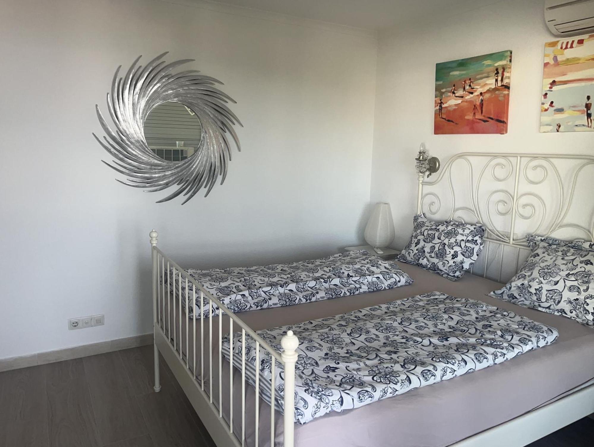 Stunning Apartment 10 Meters From The Beach With Parking Benalmádena Buitenkant foto